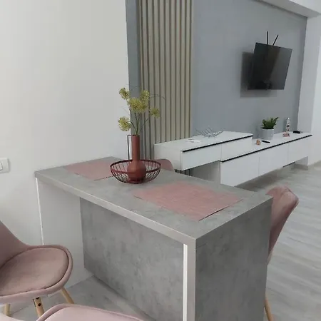 Apartament Metamorfoz *