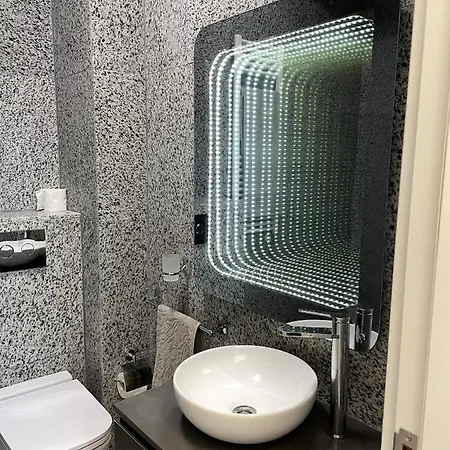 아파트 Metamorfoz *